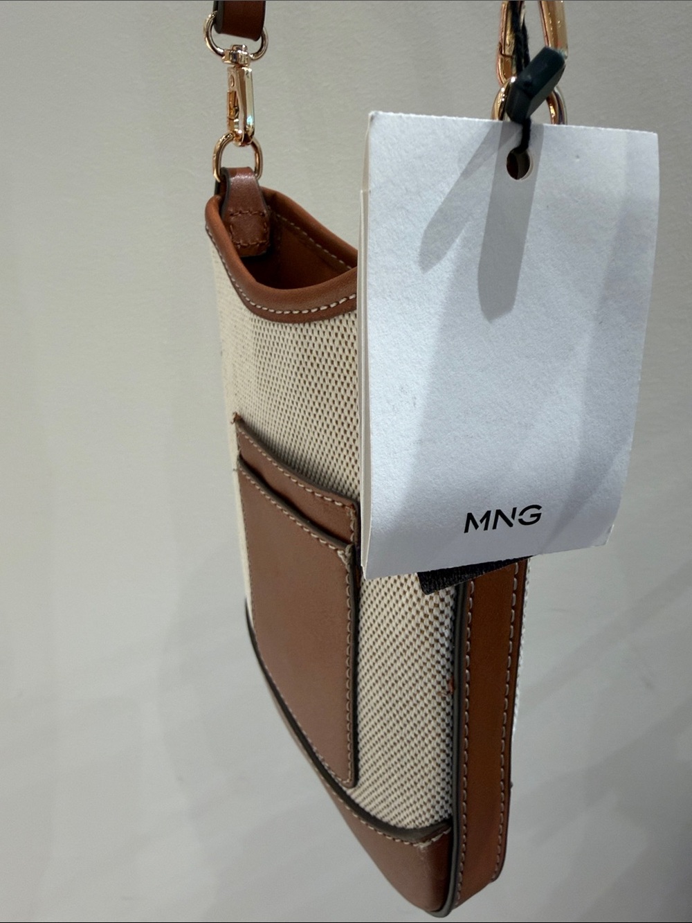 MANGO CANVAS CROSSBODY CELL PHONE CASE - Picture 4 of 6